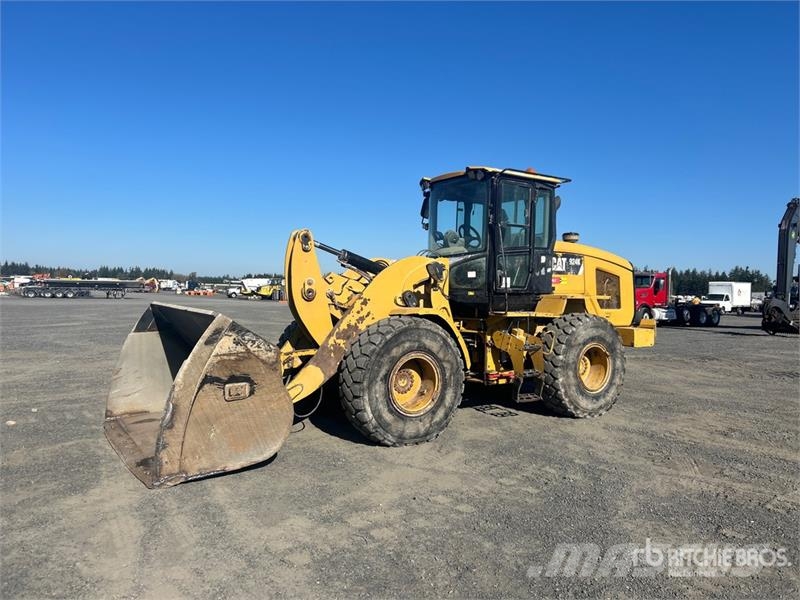 CAT 924K Pale gommate
