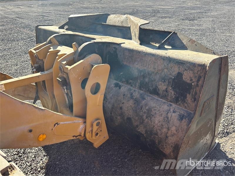 CAT 924K 휠로우더