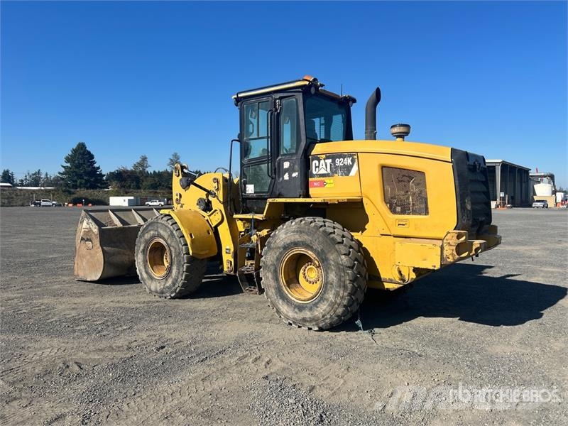 CAT 924K Pale gommate