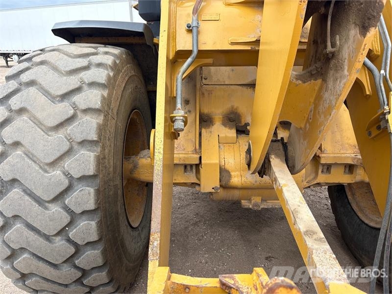 CAT 924K Wheel Loader Kolesni nakladalci