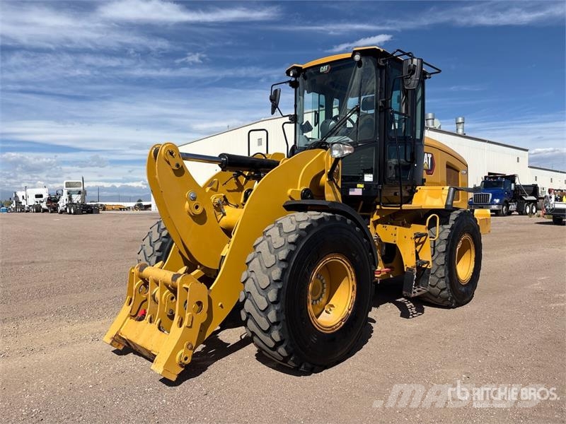 CAT 926M Wheel Loader 輪胎式裝載機