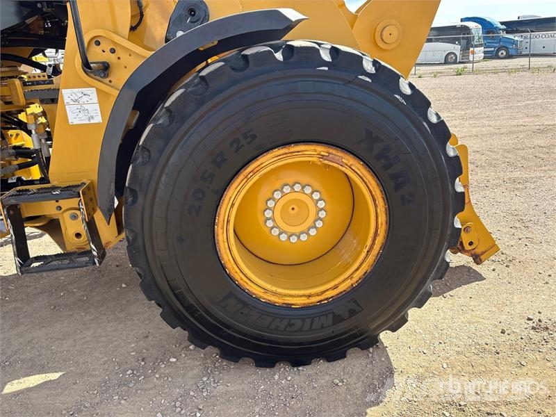 CAT 926M Wheel Loader 輪胎式裝載機