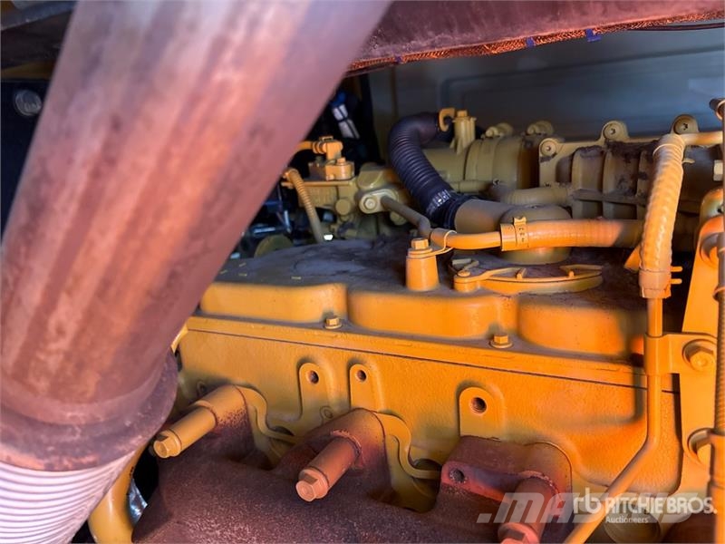 CAT 926M Wheel Loader 輪胎式裝載機