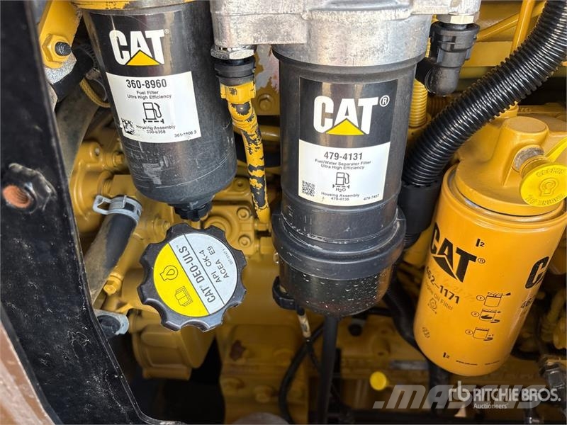 CAT 926M Wheel Loader 輪胎式裝載機