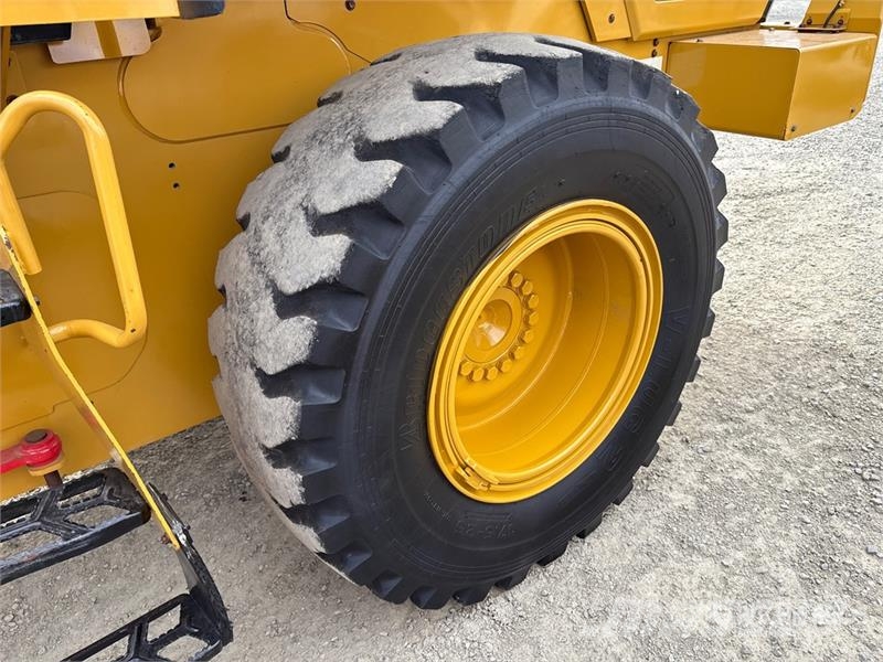 CAT 926M Wheel Loader 휠로우더