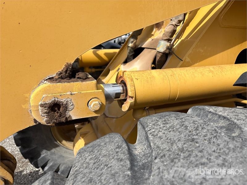 CAT 928G Wheel Loader Wheel loaders
