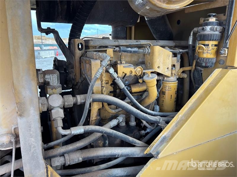 CAT 928G Wheel Loader Wheel loaders
