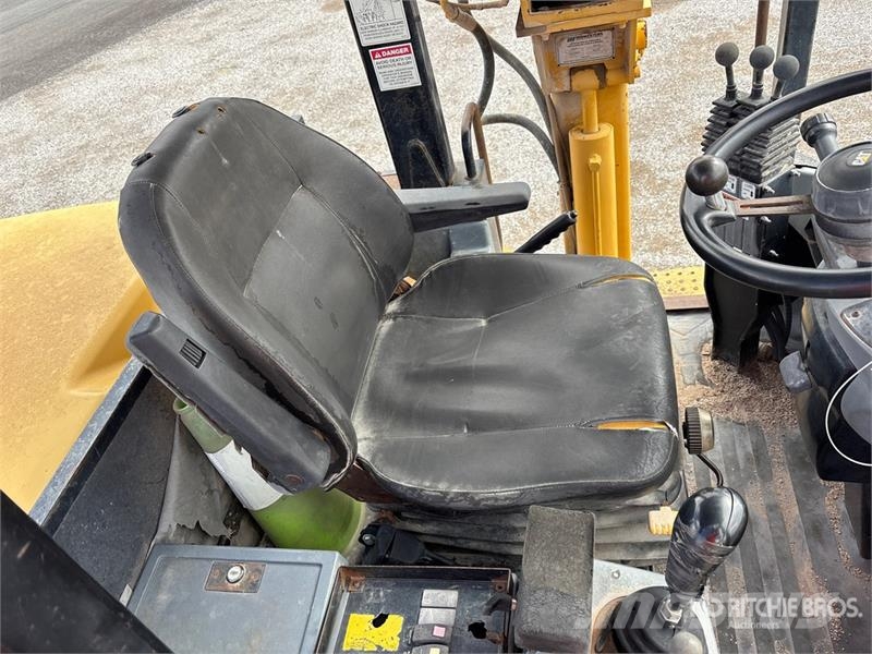 CAT 928G Wheel Loader Wheel loaders