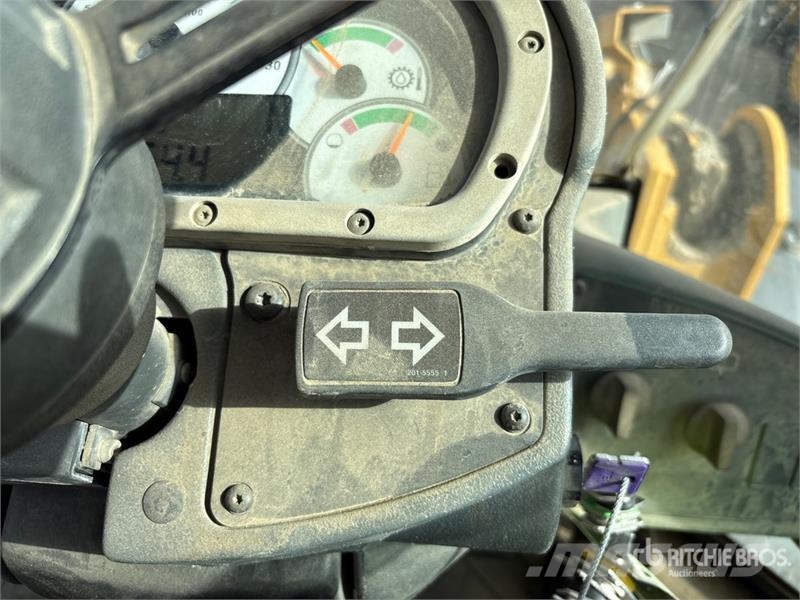 CAT 928H  휠로우더