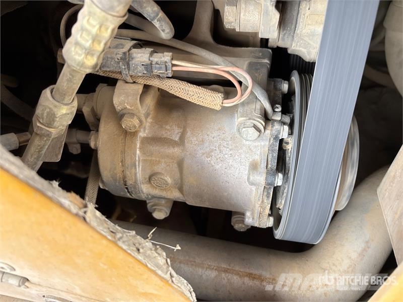 CAT 928H  휠로우더