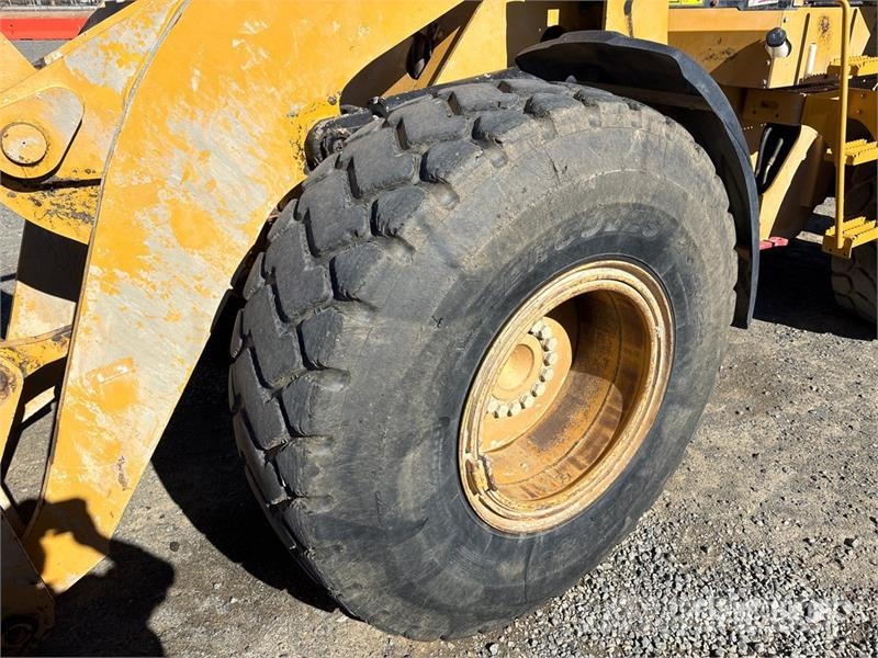 CAT 928H Kolové nakladače