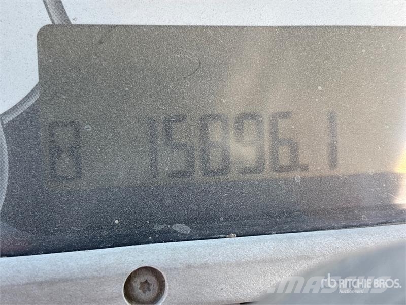 CAT 928H Kolesni nakladalci