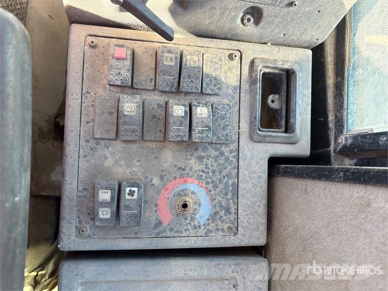 CAT 928H Kolové nakladače