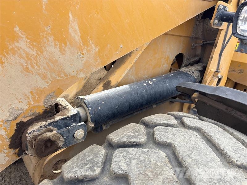 CAT 928H  휠로우더