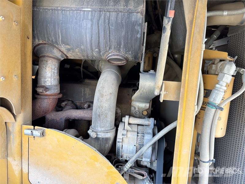 CAT 928H  휠로우더