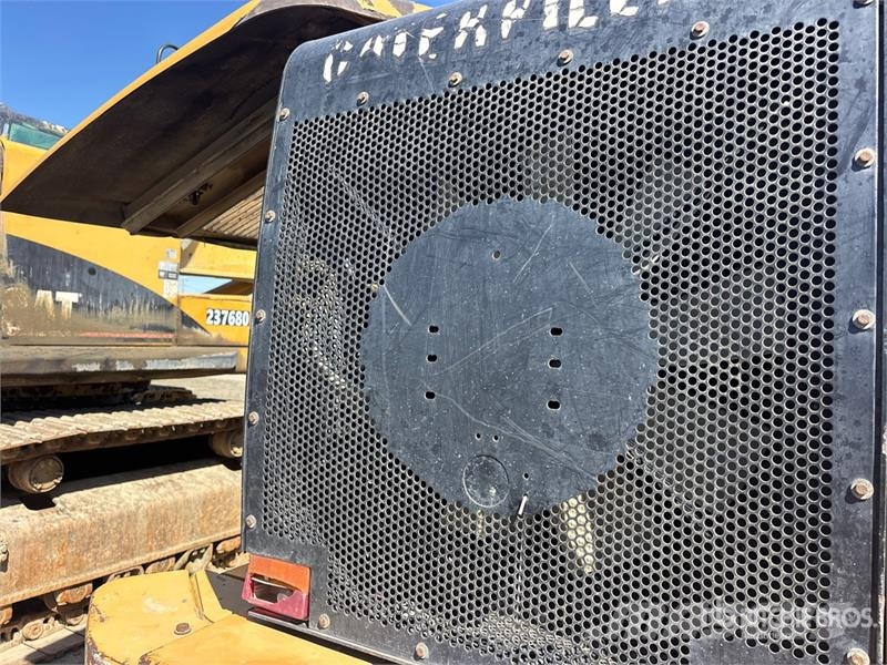 CAT 928H Kolesni nakladalci