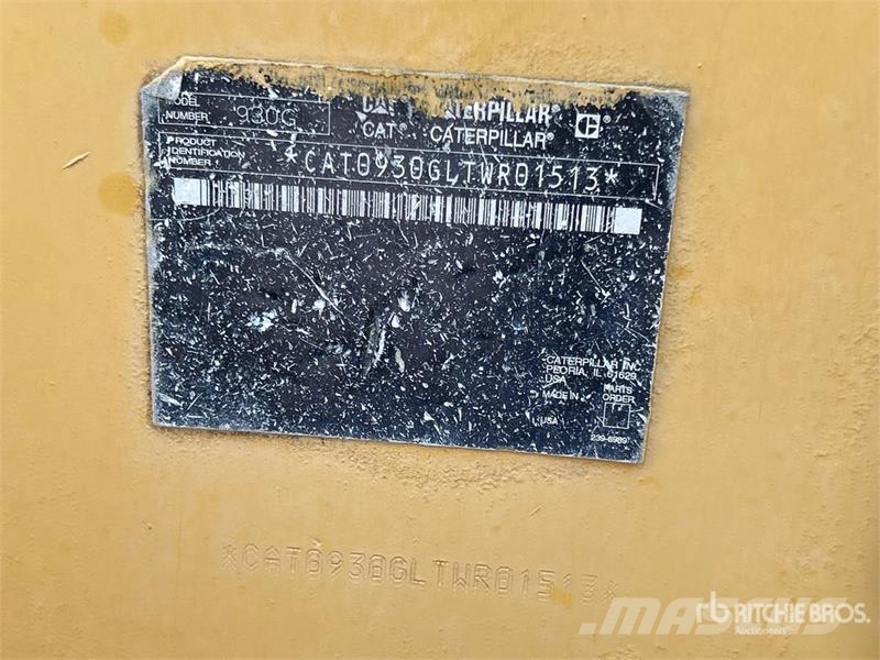 CAT 930G Wheel Loader (Inoperable) Pale gommate
