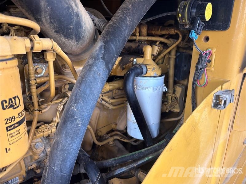 CAT 930H Wheel Loader Kolesni nakladalci