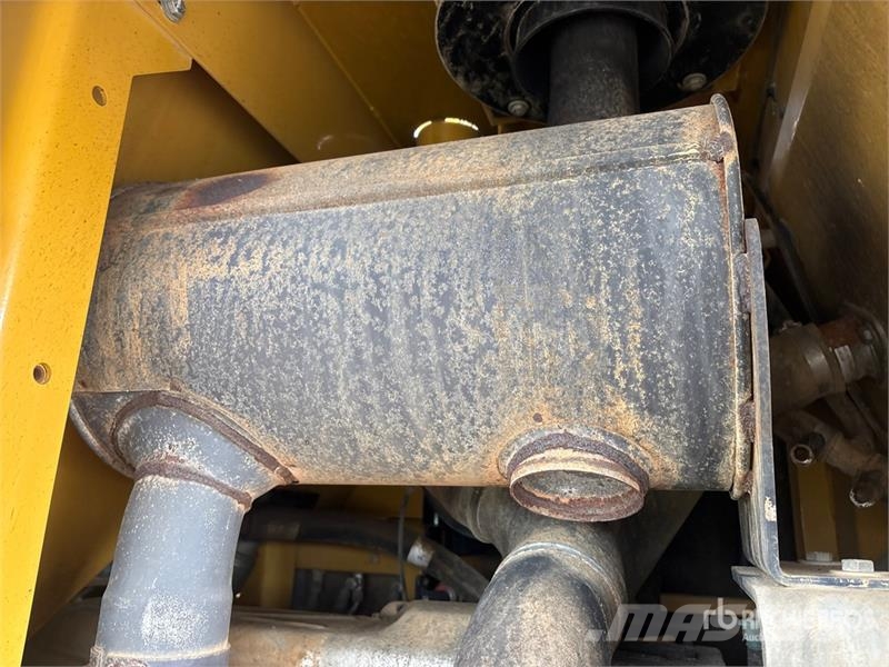 CAT 930H Wheel Loader Kolesni nakladalci