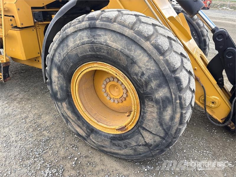 CAT 930H Wheel Loader Kolesni nakladalci