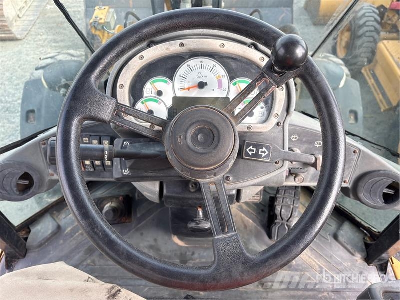 CAT 930H Wheel Loader Kolesni nakladalci