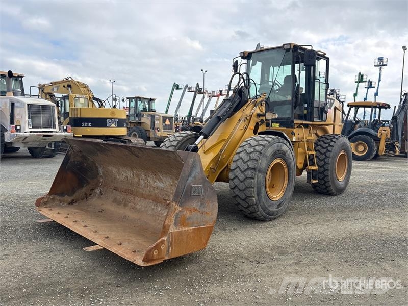 CAT 930H Wheel Loader Kolesni nakladalci
