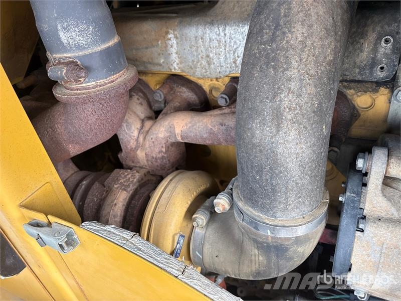 CAT 930H Wheel Loader Kolesni nakladalci