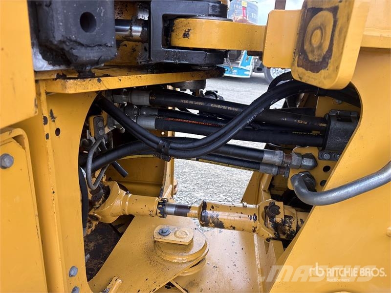 CAT 930H Wheel Loader Kolesni nakladalci
