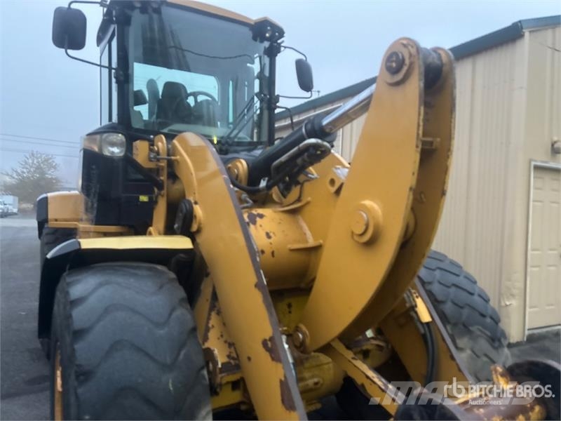 CAT 930K Iekrāvēji uz riteņiem