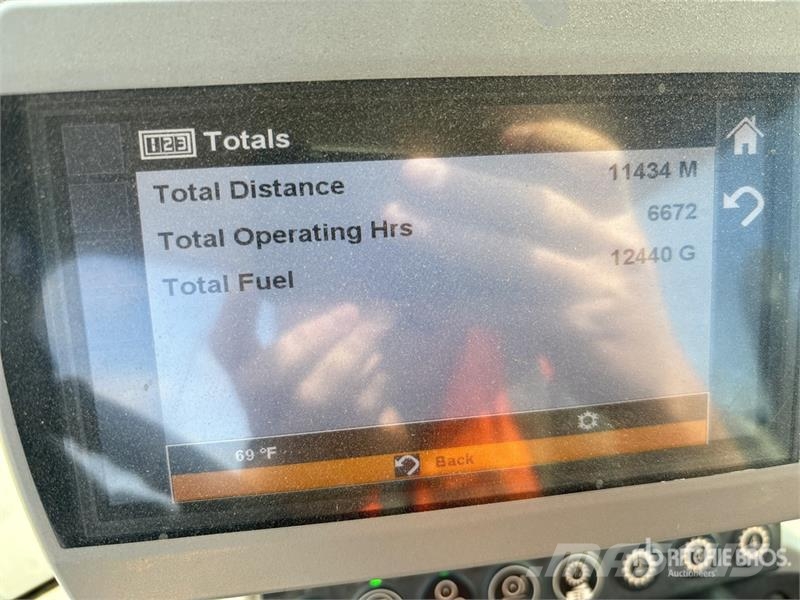 CAT 930K Kolesni nakladalci