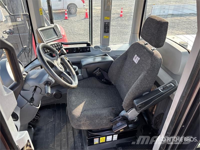 CAT 930M Radlader