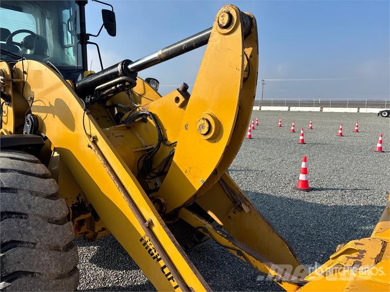 CAT 930M Radlader