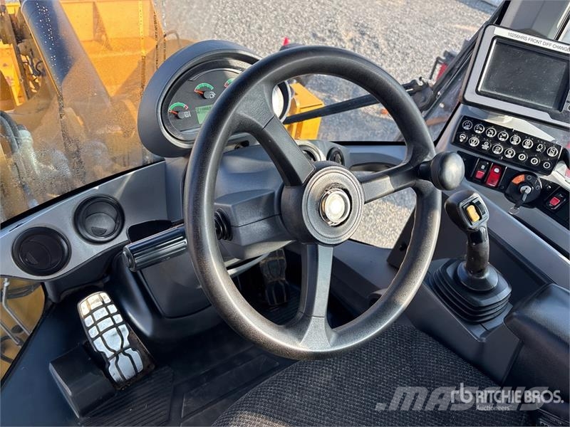 CAT 930M Radlader