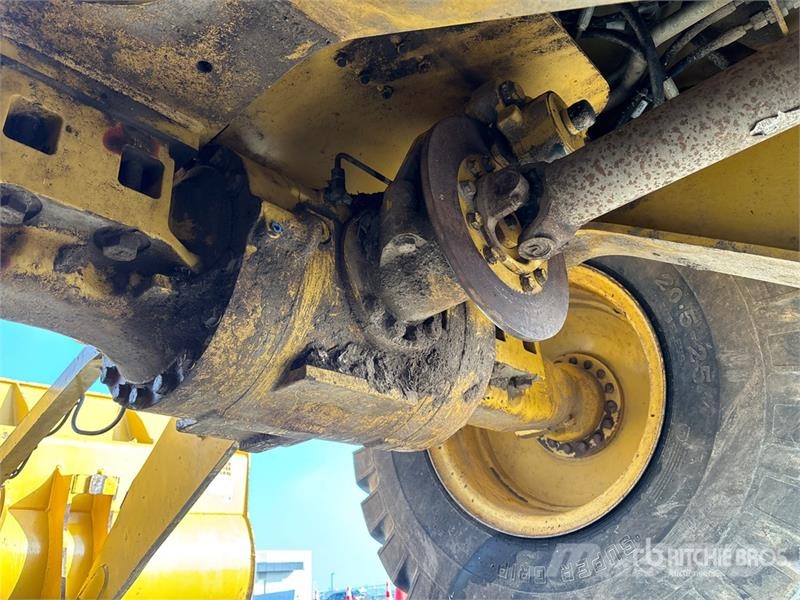 CAT 930M Radlader