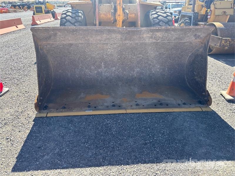 CAT 938G Wheel Loader Kolesové nakladače