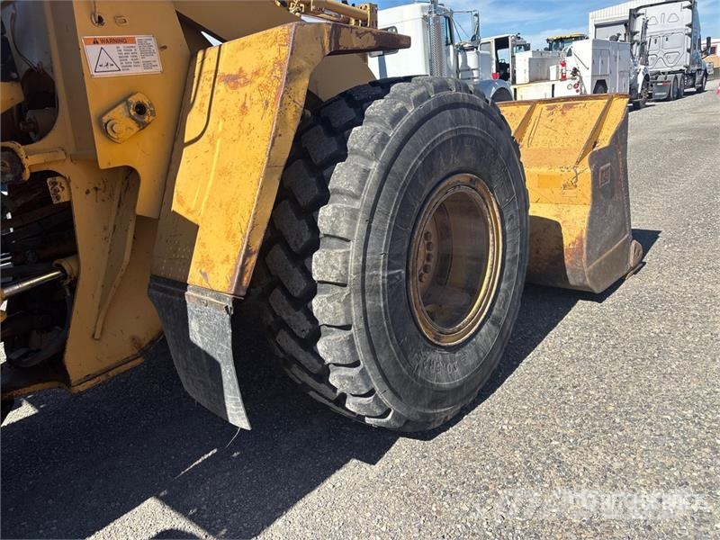 CAT 938G Wheel Loader Kolesové nakladače