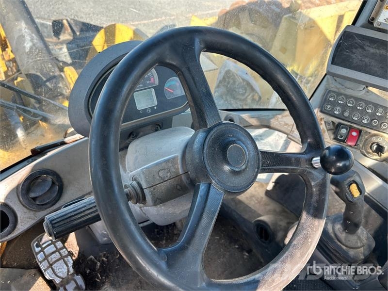 CAT 938K Kolové nakladače