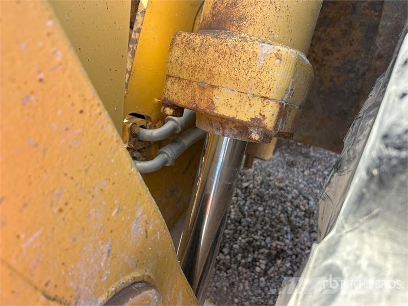 CAT 950 Wheel Loader Gumikerekes homlokrakodók