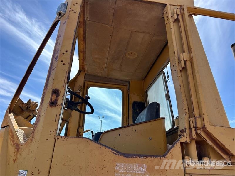 CAT 950 Wheel Loader Gumikerekes homlokrakodók