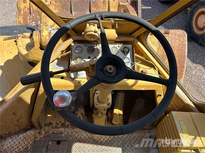 CAT 950 Wheel Loader Gumikerekes homlokrakodók