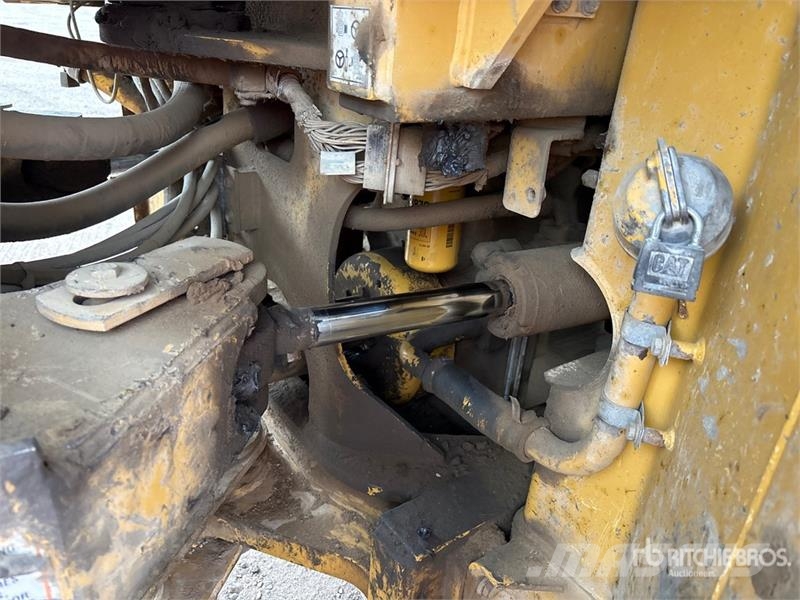 CAT 950G Series II Naudoti ratiniai krautuvai
