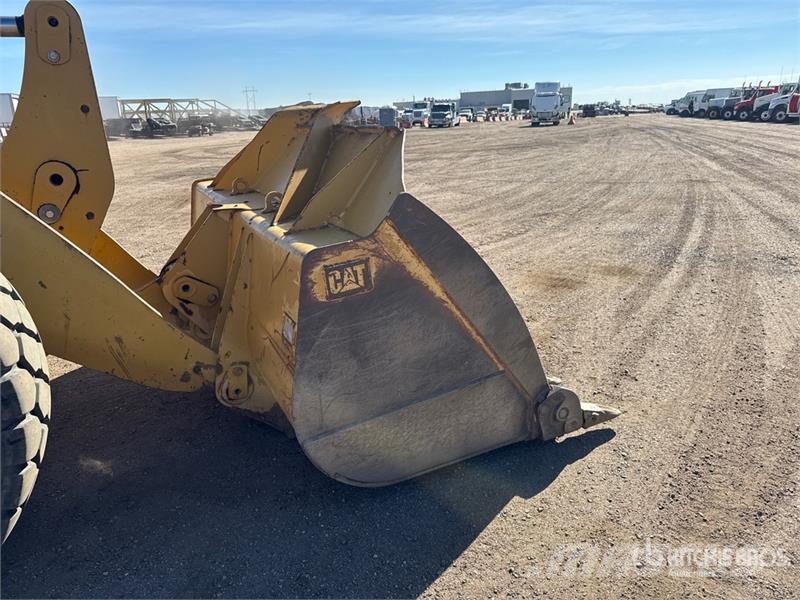 CAT 950M Wheel Loader Kolesni nakladalci