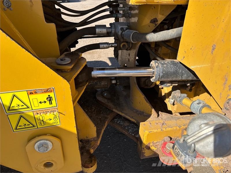 CAT 950M Wheel Loader Kolesni nakladalci