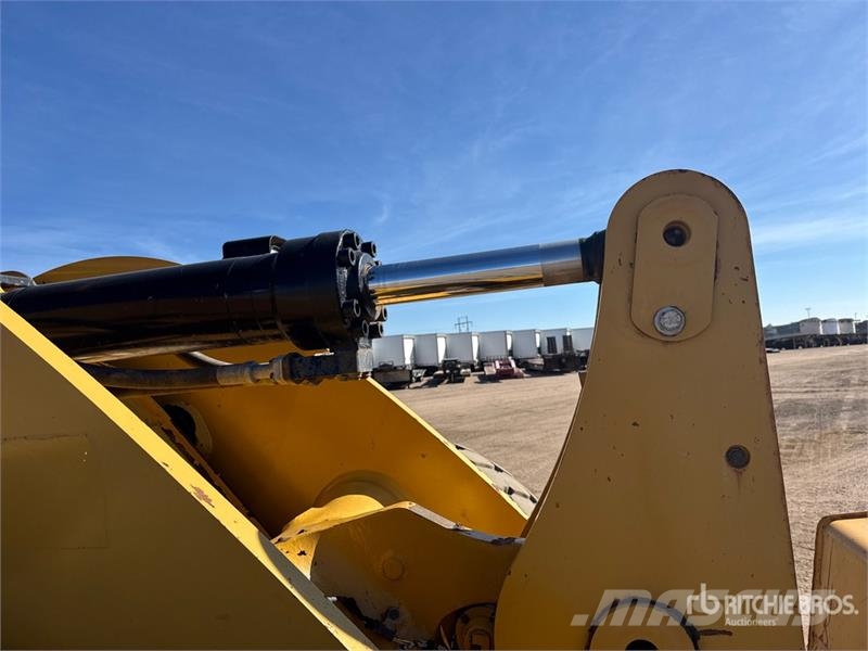 CAT 950M Wheel Loader Kolesni nakladalci