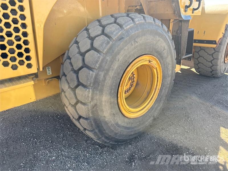 CAT 950M Wheel Loader Kolesni nakladalci