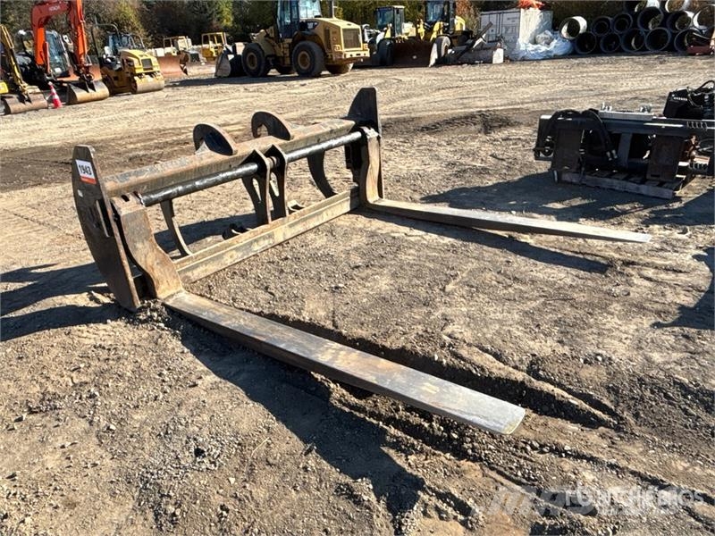 CAT 96 in Q/C Wheel Loader Forks - Fits 950K/962K/963D Pallegafler