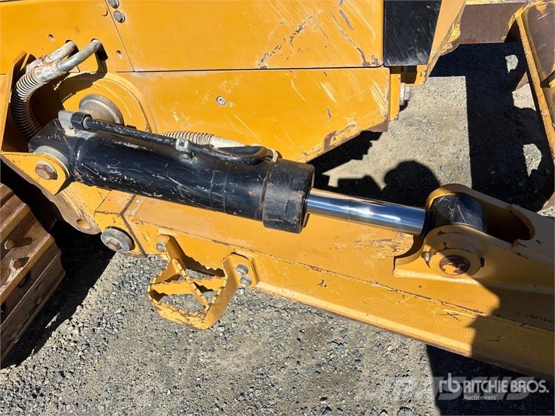 CAT 963 Pásové nakladače
