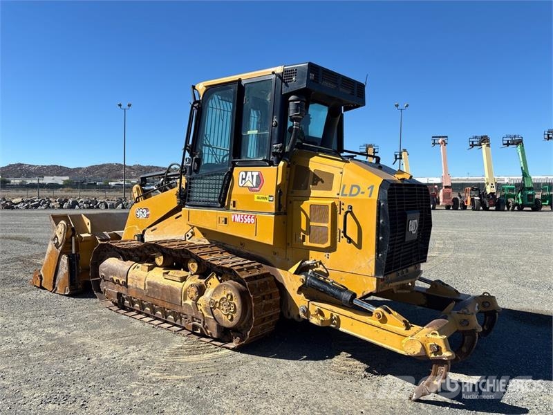 CAT 963 Pásové nakladače