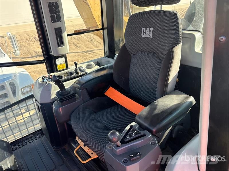CAT 963 Laderaupen