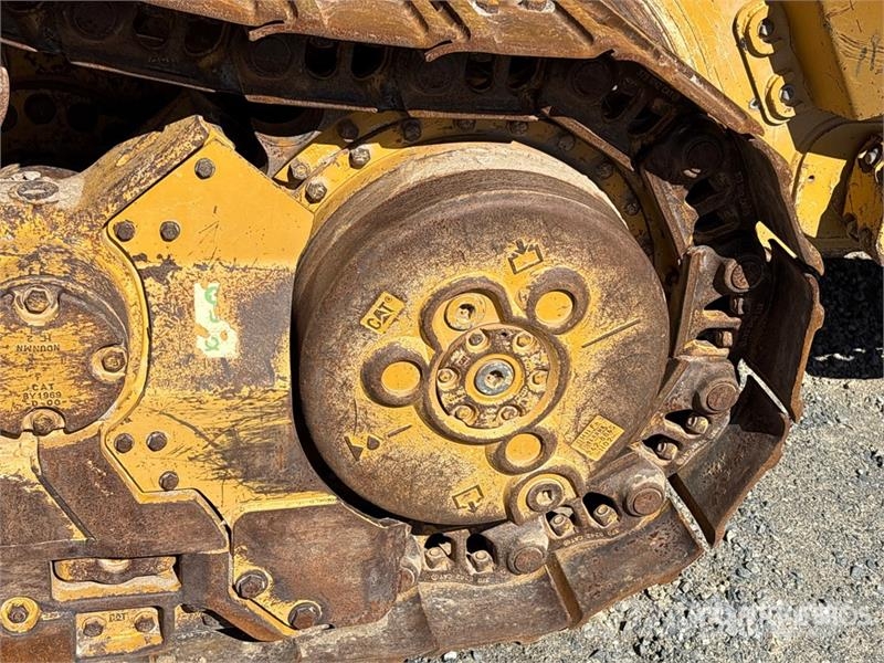 CAT 963 Pásové nakladače